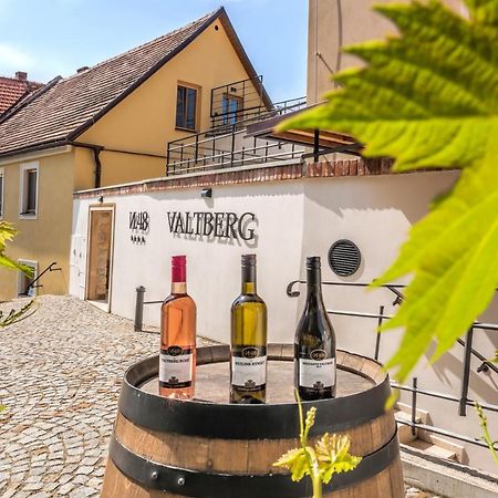 Resort Valtberg Valtice Bagian luar foto