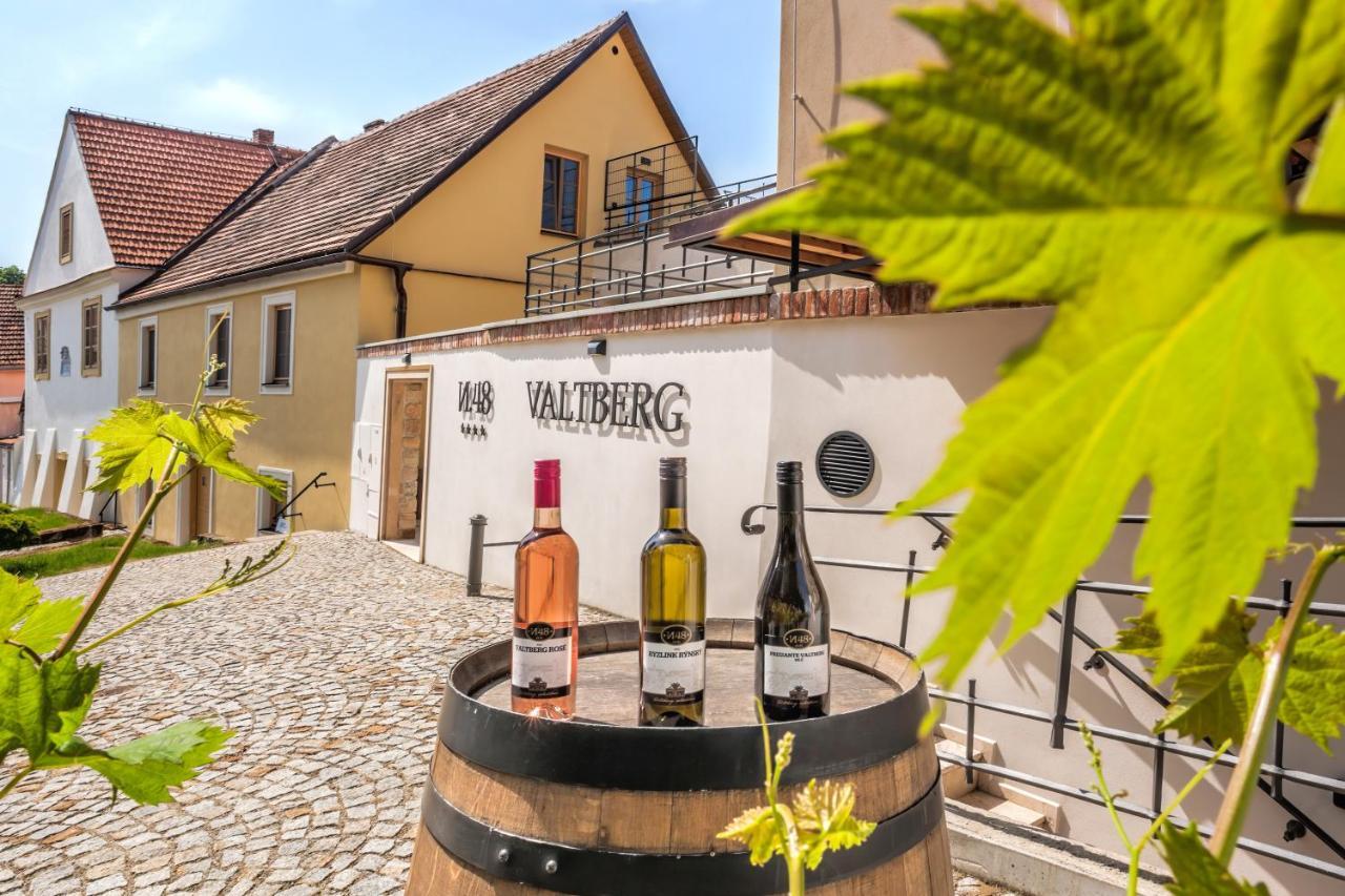 Resort Valtberg Valtice Bagian luar foto