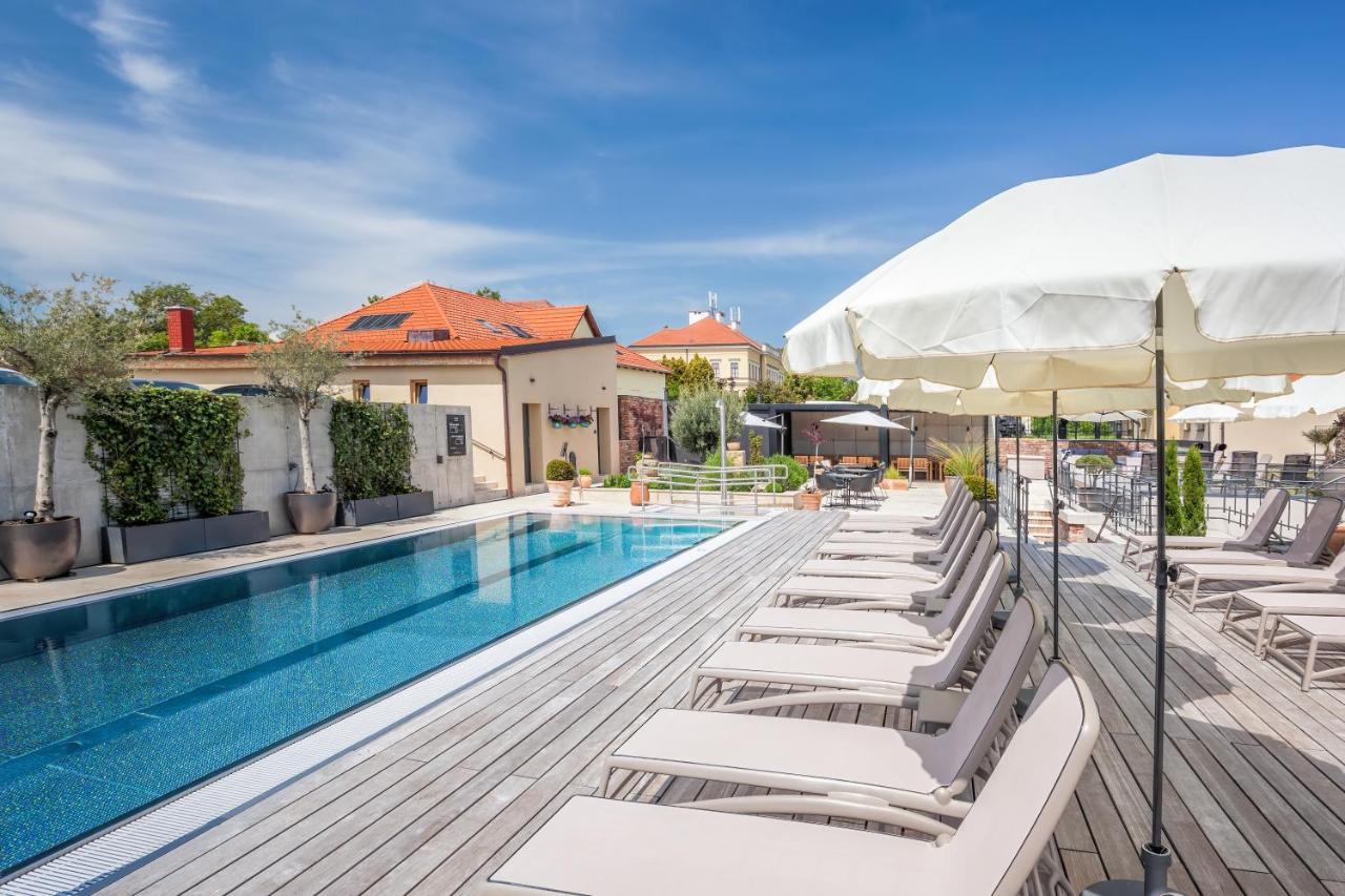 Resort Valtberg Valtice Bagian luar foto